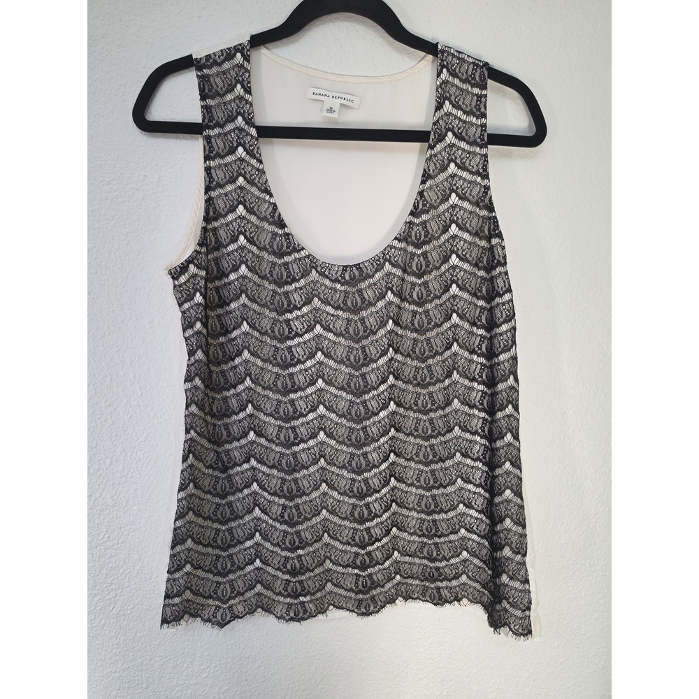 Banana Republic Silk Tank Top M Black White Geometric Sleeveless Blouse Cami